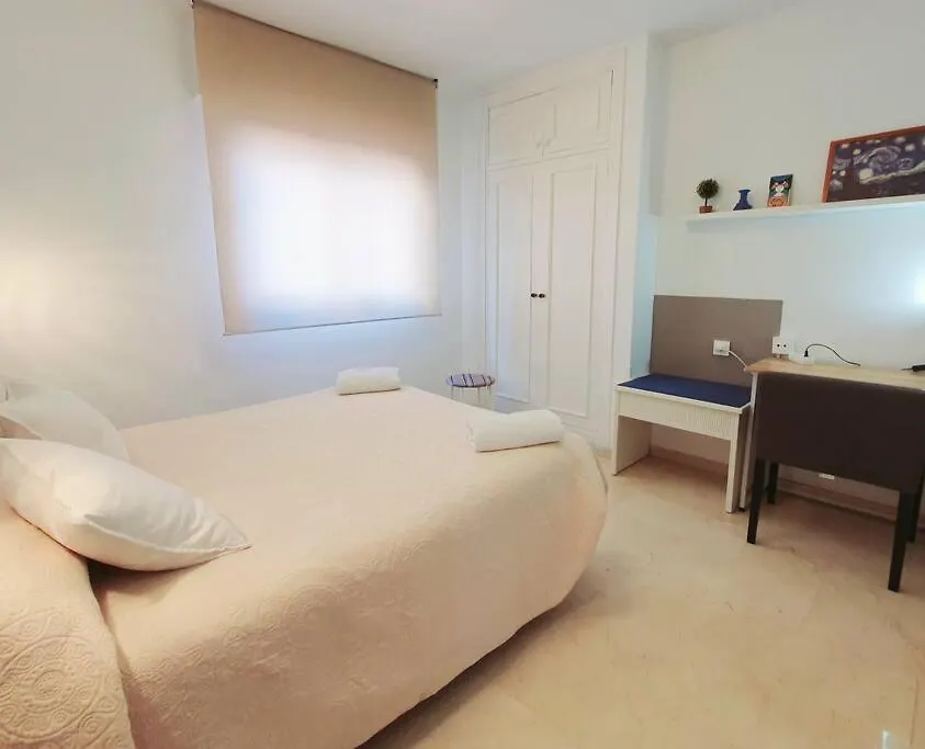 Acogedor Y Centrico Con Parking Apartment Granada