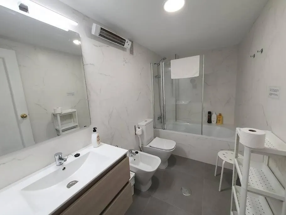 Acogedor Y Centrico Con Parking Apartment Granada